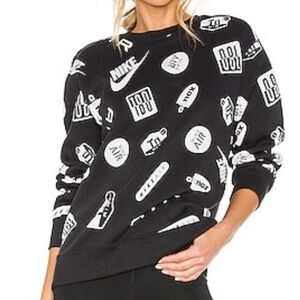 Nike Air Max Sweatshirt Women’s Small Black All Over Logo Spellout Revolve